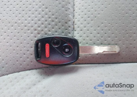 2007 Honda Odyssey Lx from USA, damaged, VIN 5FNRL38277B007626